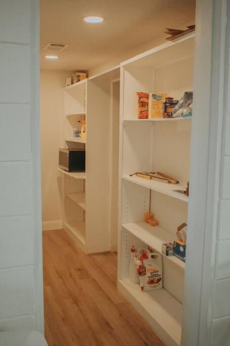 Casa Charleston-3Br-2Bath-Hot Tub-Pet Friendly-No Pet Fees! Albuquerque Exterior foto