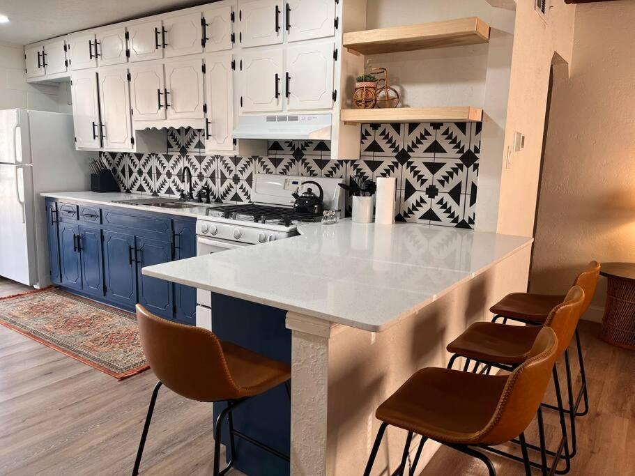 Casa Charleston-3Br-2Bath-Hot Tub-Pet Friendly-No Pet Fees! Albuquerque Exterior foto