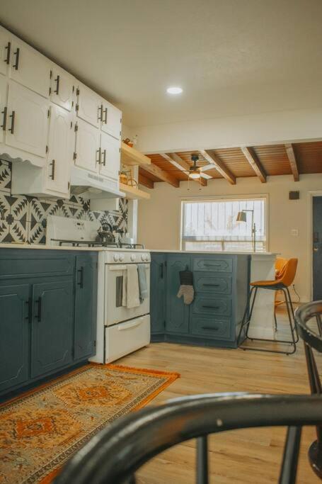 Casa Charleston-3Br-2Bath-Hot Tub-Pet Friendly-No Pet Fees! Albuquerque Exterior foto