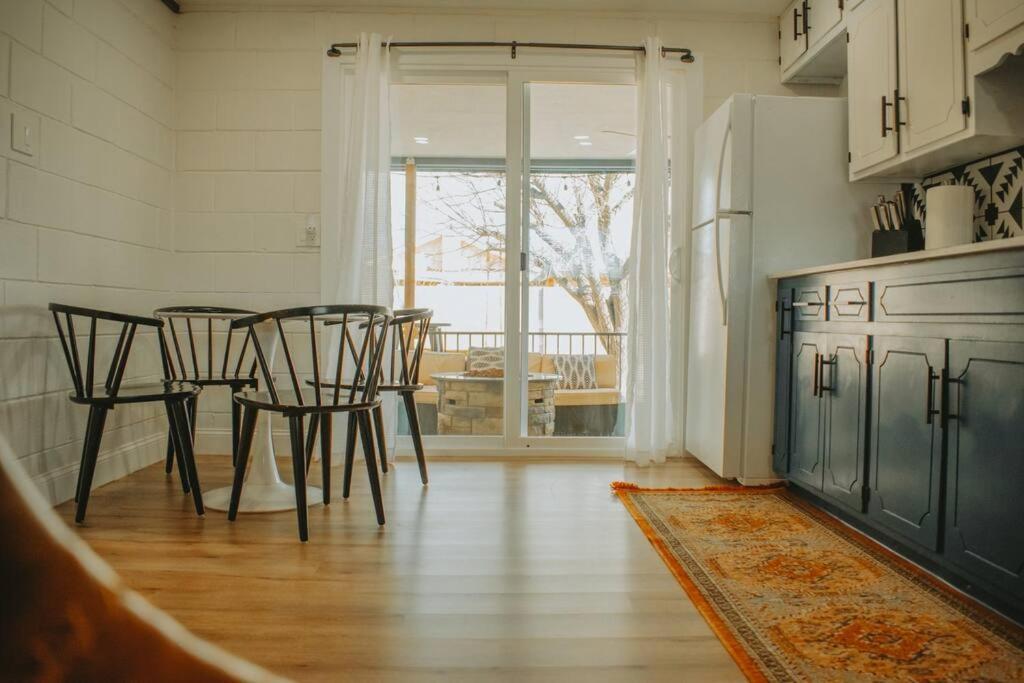 Casa Charleston-3Br-2Bath-Hot Tub-Pet Friendly-No Pet Fees! Albuquerque Exterior foto